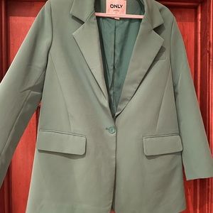 Oversized suit jacket